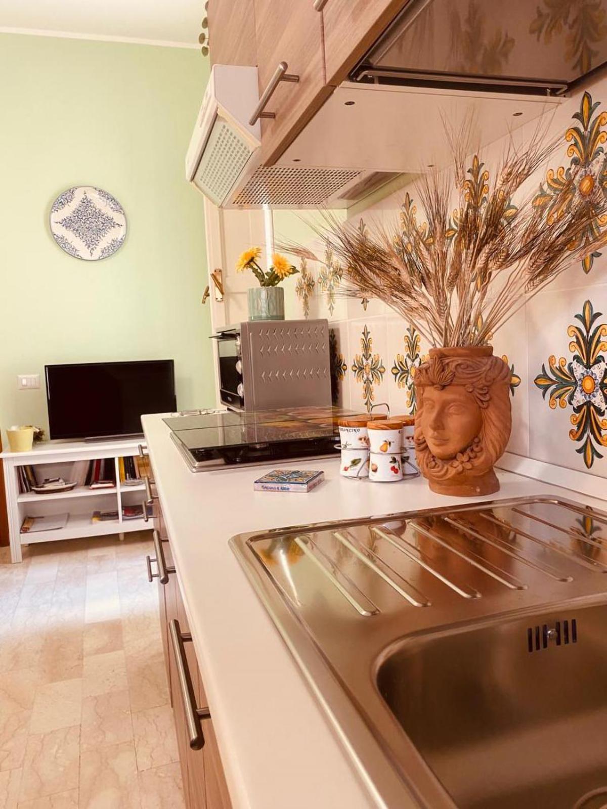 Liz House Leilighet Caltagirone Eksteriør bilde
