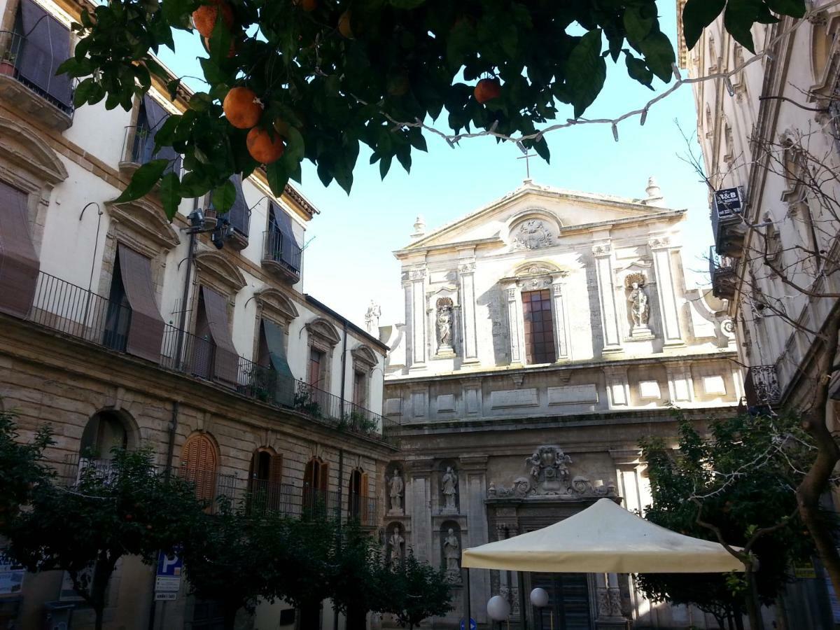 Liz House Leilighet Caltagirone Eksteriør bilde