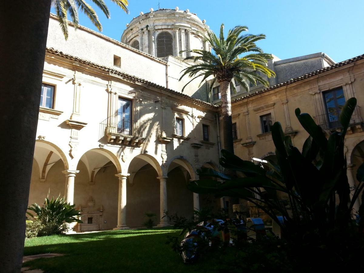 Liz House Leilighet Caltagirone Eksteriør bilde