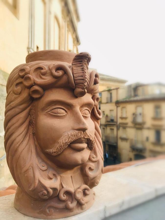 Liz House Leilighet Caltagirone Eksteriør bilde